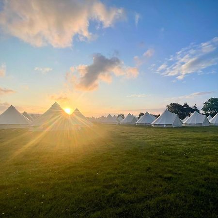 Nine Yards Bell Tents At The Tt - Каслтаун Екстер'єр фото
