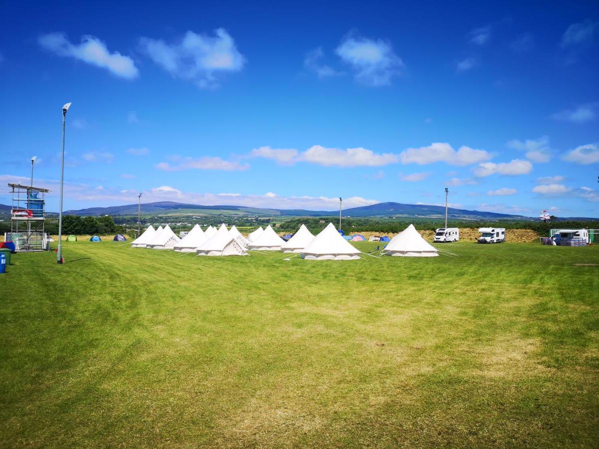 Nine Yards Bell Tents At The Tt - Каслтаун Екстер'єр фото