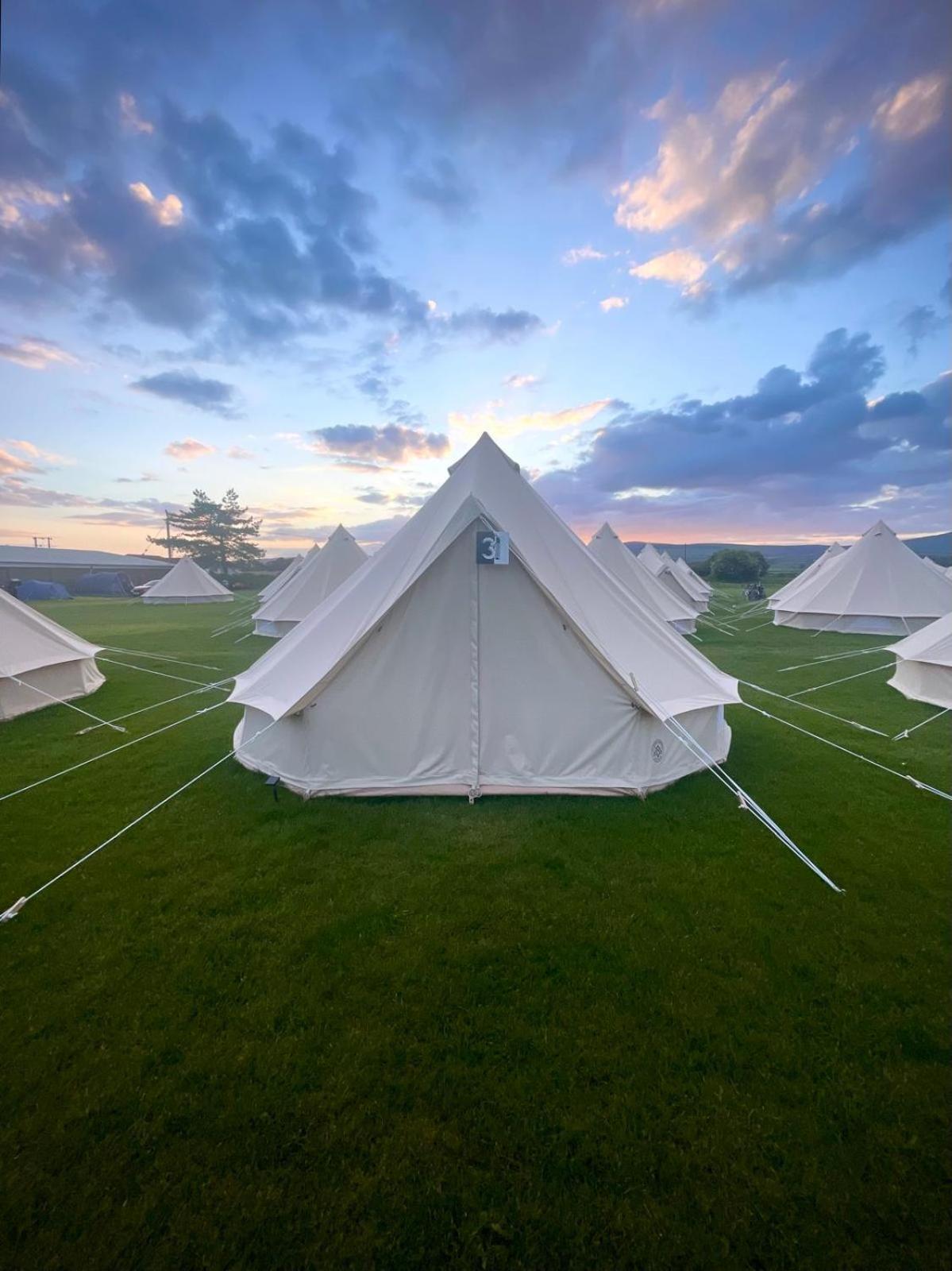 Nine Yards Bell Tents At The Tt - Каслтаун Екстер'єр фото