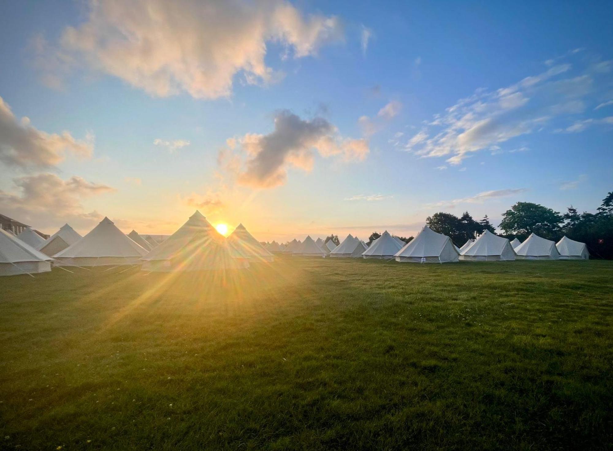Nine Yards Bell Tents At The Tt - Каслтаун Екстер'єр фото